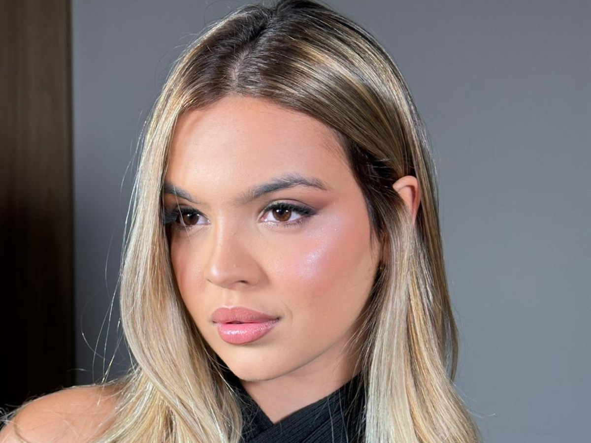 Maquiagem social - Âmbar Beauty Studio - Passos MG